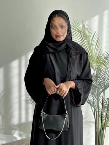 عباية كلفة دانتيل