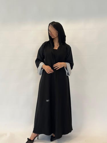 عباية باكمام مقلمة