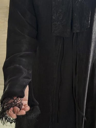 عباية دانتيل