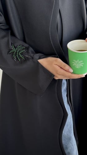 عباية تفته بقصة مموجه