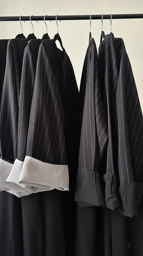 عباية باكمام مقلمة