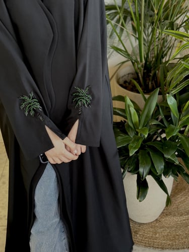 عباية تفته بقصة مموجه