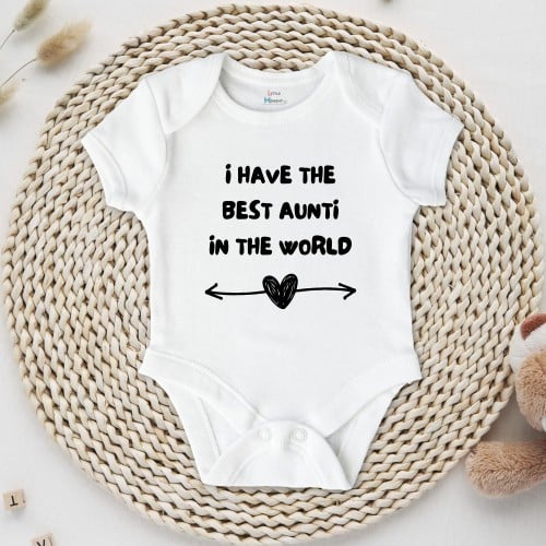 عن حبي لخالتي