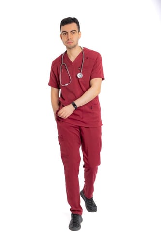 سكراب طبي عنابي | لانا كلاسيك - للجنسين