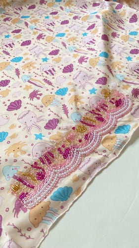 مخور عالم البحار للبنات (٣ سنوات - ١١ سنة) حرير اي...