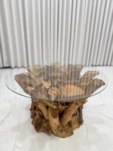 طاوله وسط ارتفاع ٤٥ سم قطر ٦٥ سم بدون قزاز