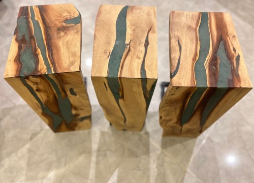 طاولات خدمة