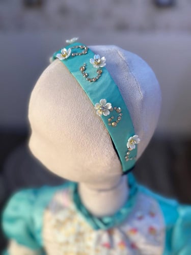 فستان رمضان فيروزي (مع اكسسوار شعر)