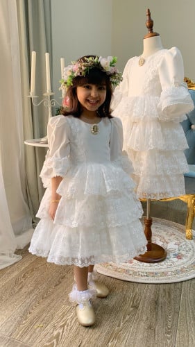 فستان الأميرة (شامل اكسسوار الشعر)