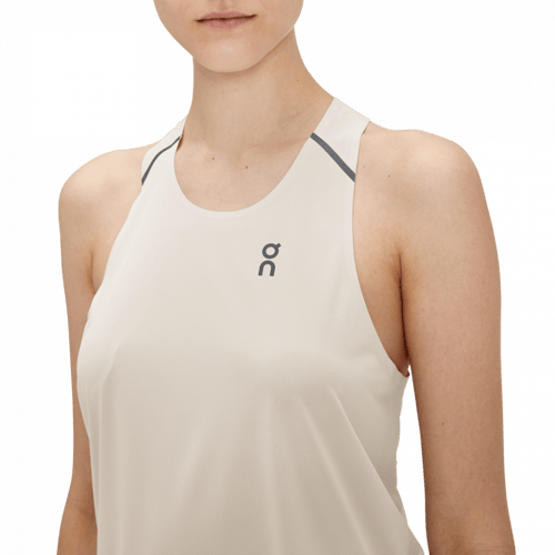 أون رننج تانك تي نسائي لؤلؤي/أبيض غير مصبوغ