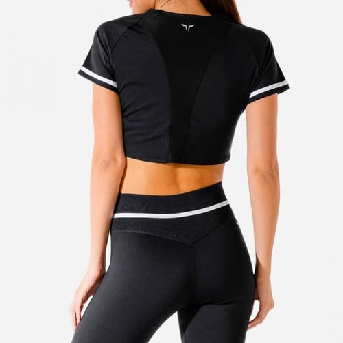 كنزة رياضية هايبرد قصيرة للنساء من سكوات وولف