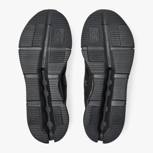 أون رننج - حذاء نسائي للجري كلاودنوفا باللون الأسو...