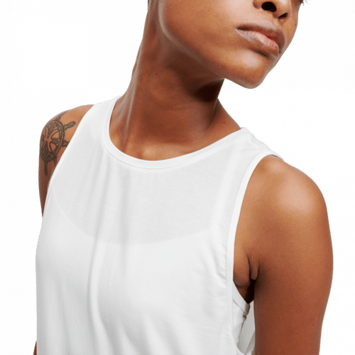 أون رننج اكتف تانك نسائي لون أبيض