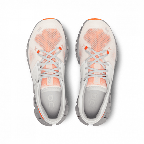 أون رننج - نسائي كلاود إكس في3 أيفوري