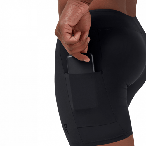 أون رننج هايبرد شورت رجالي لون أسود