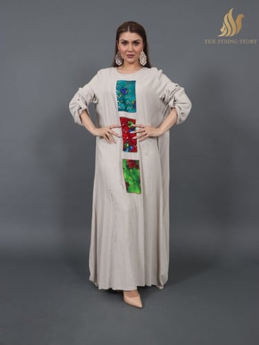 جلابية بقماش لينن مطرز بقماش تراثي