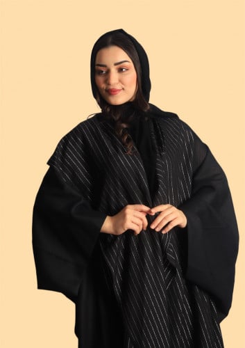 عباية رسمية سوداء بتصميم مميّز من قماش اللينين اله...
