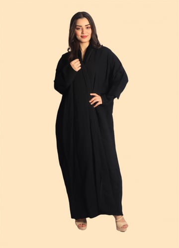 عباية كريب سعودي رسمية بتصميم مُميّز