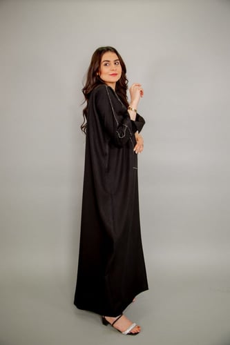 عبايه كريب كتان
