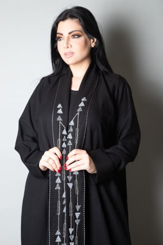 عبايه كريب الاناقه شك