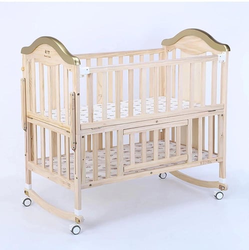 سرير مواليد