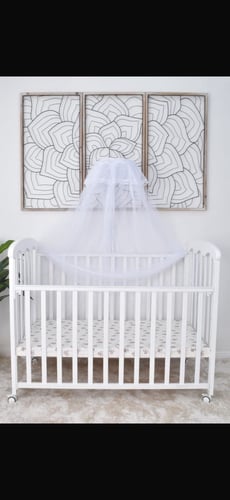 سرير مواليد