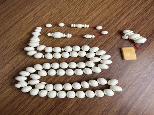 دومنه قديم ابيض ذروي تمليكة