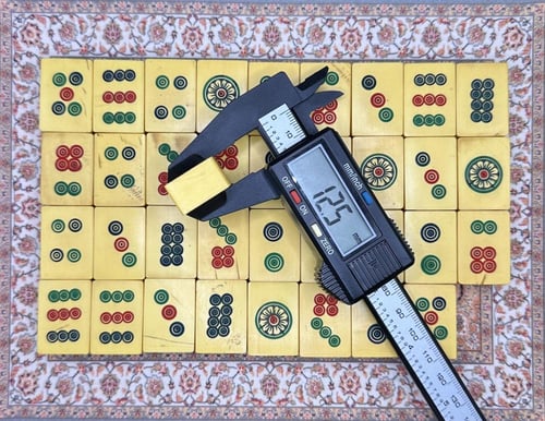 ضومنة قديمة