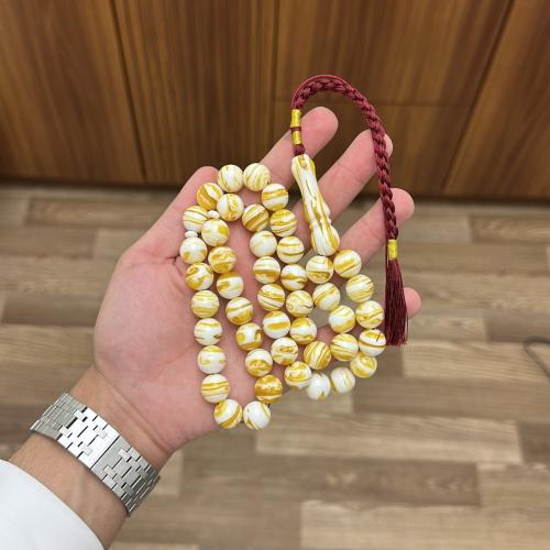 مستكة شبيه الكهرمان