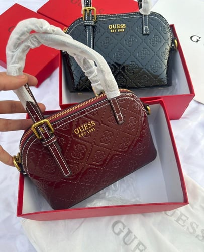 شنط يد من جيس