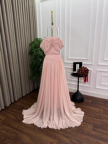 فستان أوف شولدر وردي