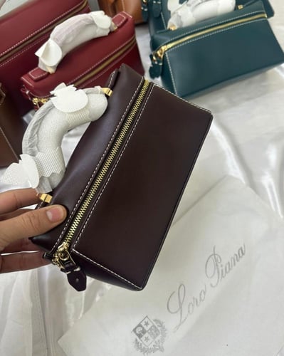 شنطة نسائية كلاسيك
