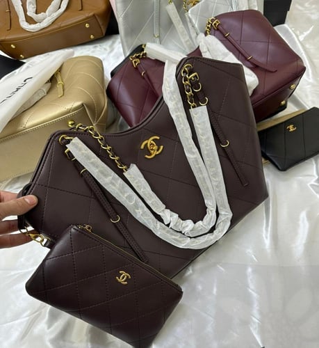 حقيبة شانيل عملية