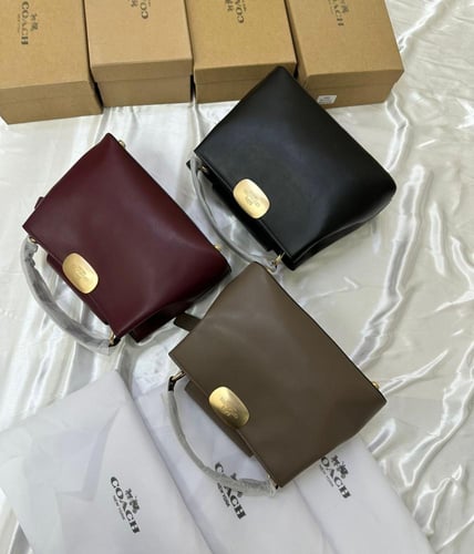 شنطة كوتش شبابي