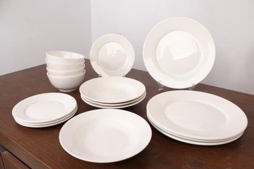 طقم سفرة بورسلان 16 قطعة أبيض سادة فاخر