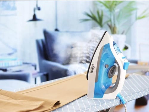 مكواة بخار جانو بقاعدة مطلية بالسيراميك