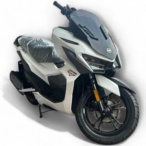 Sym 200cc motorcycle white color