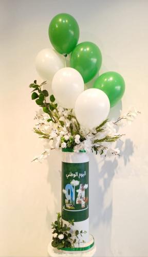 Design for National Day, artificial roses with bal...