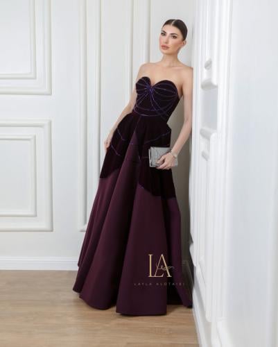 فستان مخملي