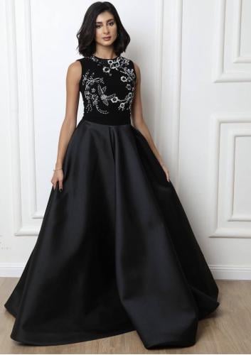 فستان اسود سهره