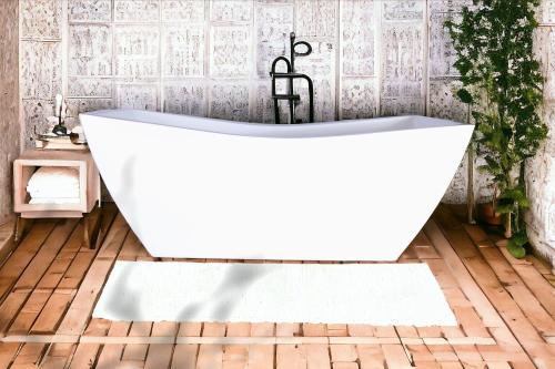 بانيو يونكس الدرعيه 180/80 ابيض كامل