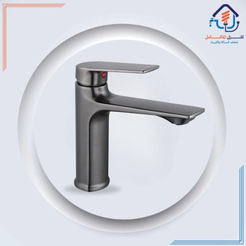 خلاط مغسلة وسط لون أسود مقاوم للصدأ