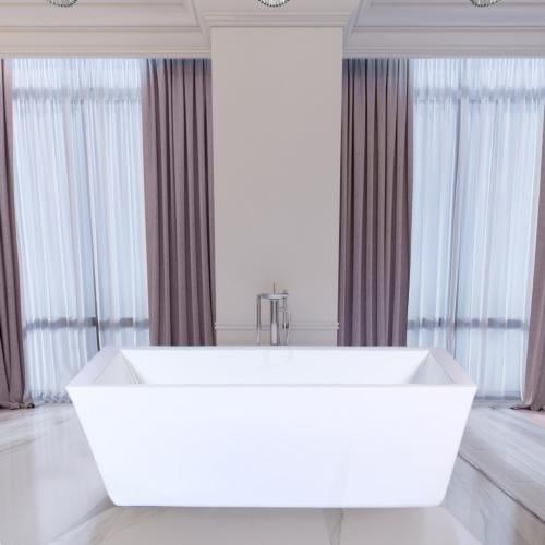 بانيو يونكس مشطوف 150/80 ابيض كامل