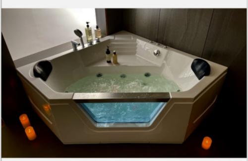جاكوزى زاويه كامل مقاس 150*150