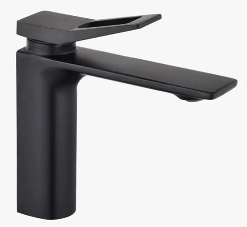 مغسلة ارضي برميل لون ابيض مع خلاط وهراب