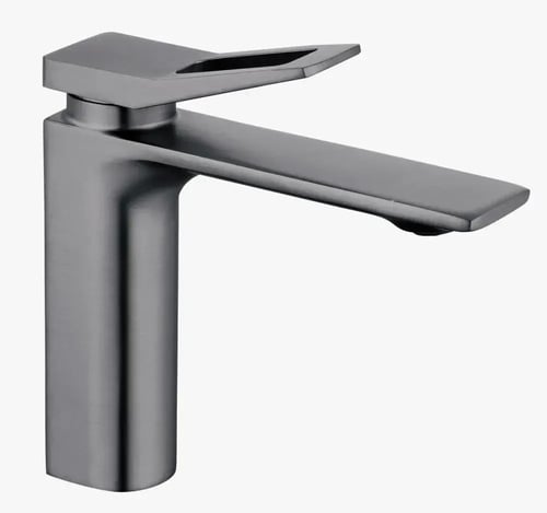 مغسلة ارضي برميل لون ابيض مع خلاط وهراب