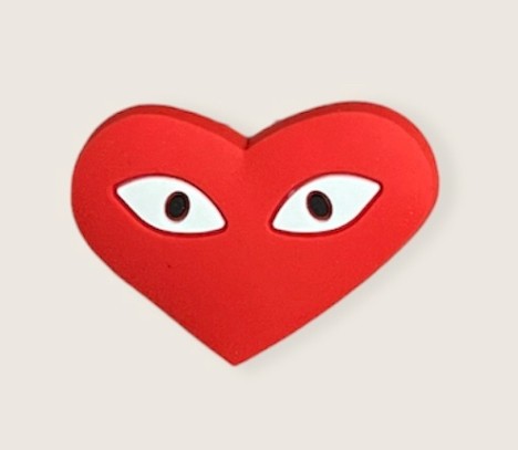 COMME DES GARÇONS PLAY