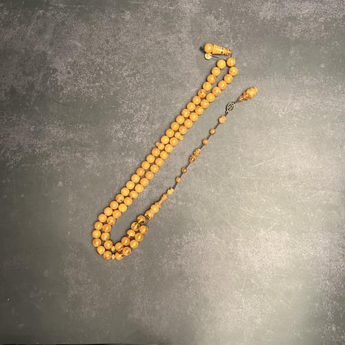 مسباح فاتوران اصفر بشفافية