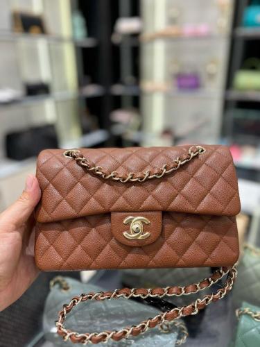 شانيل كلاسك مقاس 23cm