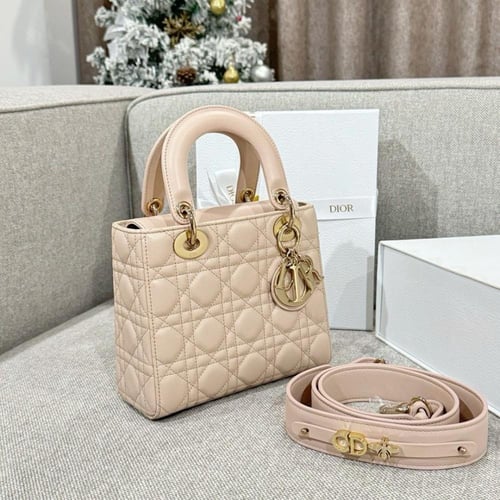 ليدي ديور سمول 20cm